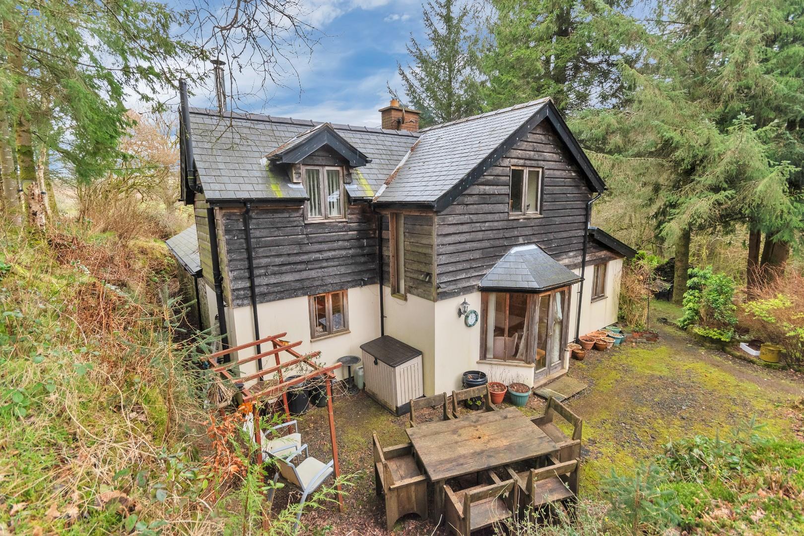 Foel Goch,, Llanidloes, SY18 6PS Estate Agents & Auctioneers